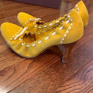Bally Vintage Calf Suede Pumps, Yellow